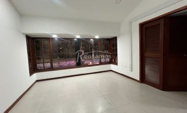 oficina en arriendo en villagrande. Cod A776623