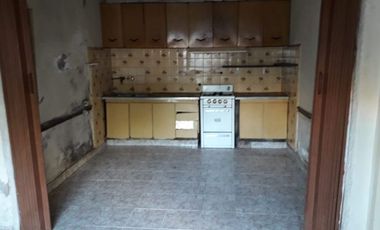 Casa PH en venta en Moron Sur