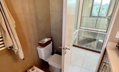 Hermosa casa en venta en pleno centro Campana de diseño moderno. Parque con pileta