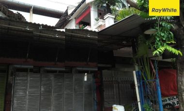 Dijual Rumah 2 lantai di Jalan Demak, Surabaya