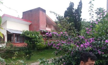 Villa di Cipanas Cianjur Tanah Luas Dekat Jln Provinsi