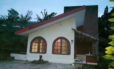 Villa di Cipanas Cianjur Tanah Luas Dekat Jln Provinsi