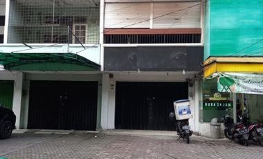 Disewakan Ruko Siap Pakai Lokasi di Jl. Raya Manyar Surabaya