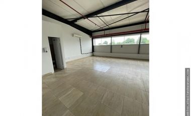 ¡¡¡Se Vende Ofi Bodega en Tocumen!!!