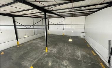 ¡¡¡Se Vende Ofi Bodega en Tocumen!!!