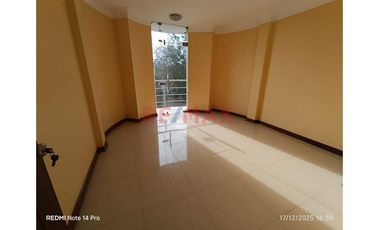 Magnífica Casa En Alquiler - Área 1200 M2, La Victoria, Chiclayo  🏠