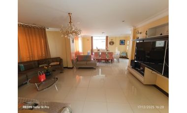 Magnífica Casa En Alquiler - Área 1200 M2, La Victoria, Chiclayo  🏠