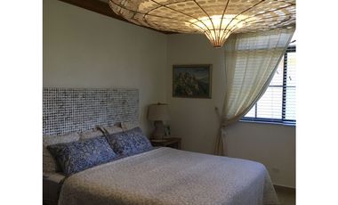 SEA Confiable Vende Casa con Piscina Y jardín en Clayton Village