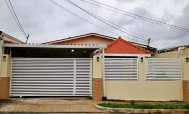 ALQUILO CASA EN LA CHORRERA LA MITRA 3R