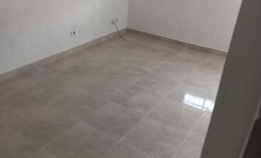 casa en arriendo en la victoria. Cod A4971