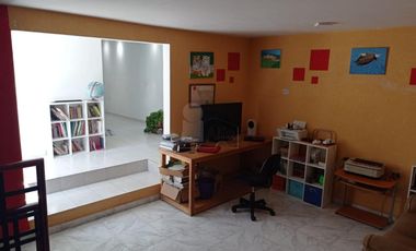 Casa sola en venta en Los Reyes San Salvador, Texcoco, México