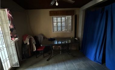 Vendo Casa a Reciclar en Concepción del Uruguay, Entre Ríos