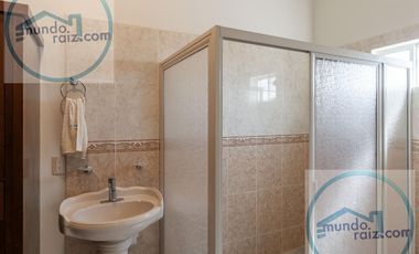 RESIDENCIA EN VENTA PORTAL DEL NORTE ZUAZUA