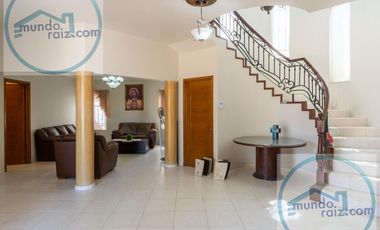 RESIDENCIA EN VENTA PORTAL DEL NORTE ZUAZUA