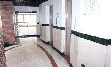 oficina en arriendo/venta en chiconavarra. Cod A6317