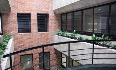 oficina en arriendo/venta en chiconavarra. Cod A6317
