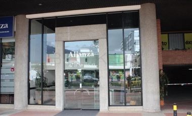 oficina en arriendo/venta en chiconavarra. Cod A6317