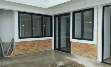 casa en venta en terrazas de mensuli. Cod V2341