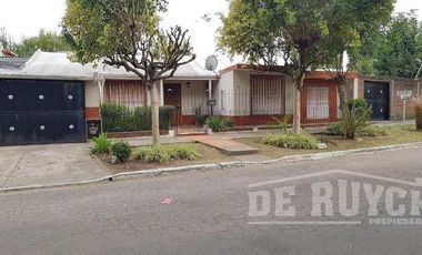 Casa PH en Venta en Florencio Varela Este
