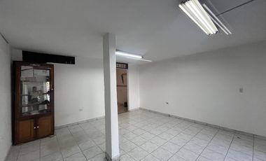 local en arriendo en la esmeralda. Cod A3709