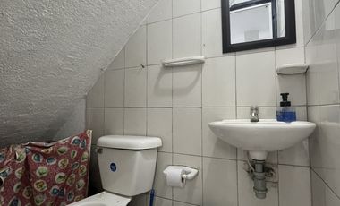 local en arriendo en la esmeralda. Cod A3709