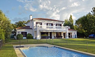 Muy buena casa de 280m2 en Venta o alquiler en La Cañada Polo Club de Lujan