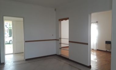 Chalet en venta en La Reja