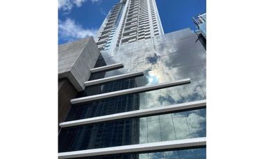 ALQUILER LOCALES AV. BALBOA PH YACHT