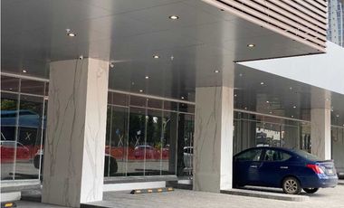 ALQUILER LOCALES AV. BALBOA PH YACHT