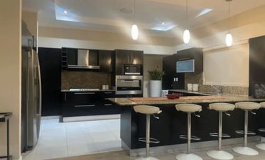 Casa en costa sur amoblada con acabados de lujo (AA)