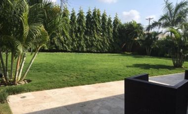 Casa en costa sur amoblada con acabados de lujo (AA)