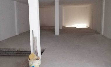 BODEGA EN VENTA EN VALLE DE SANTA LUCÍA CON OFICINA