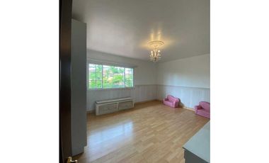 Se vende o se Alquila  casa en Costa del Este