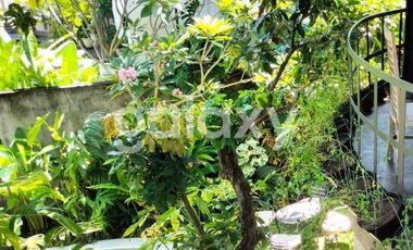 VILLA TROPICAL TROPIS 2 LANTAI DI MERTA SEDANA KEROBOKAN BADUNG, BALI