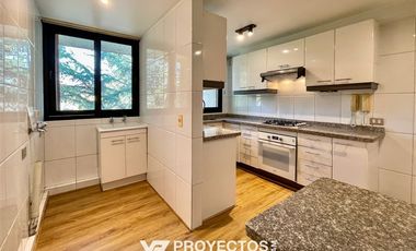 Departamento en venta de 3 dorm. en Vitacura