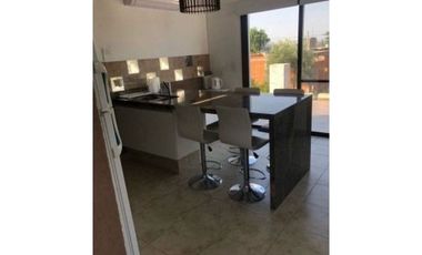 ALQUILER TEMPORARIO CASA EN TANTI CON PILETA