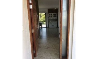 ALQUILER TEMPORARIO CASA EN TANTI CON PILETA