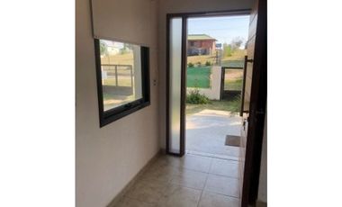 ALQUILER TEMPORARIO CASA EN TANTI CON PILETA
