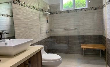 ESPECTACULAR CASA CAMPESTRE