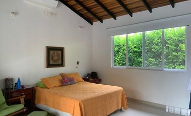 ESPECTACULAR CASA CAMPESTRE