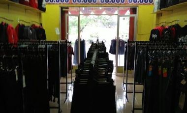 Sentra Bisnis Driyorejo Ruko *Nol Jalan Raya Kembar Utama* Hadap selatan.