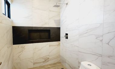 Casa CON ALBERCA y cuarto de servicio en PUNTA TIBURON