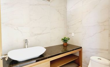 Casa CON ALBERCA y cuarto de servicio en PUNTA TIBURON