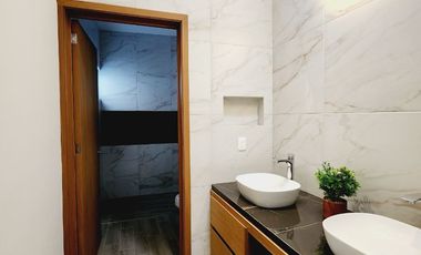 Casa CON ALBERCA y cuarto de servicio en PUNTA TIBURON