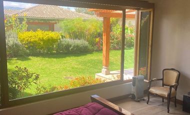 Venta Pakakuna Gardens en Checa villa amplia