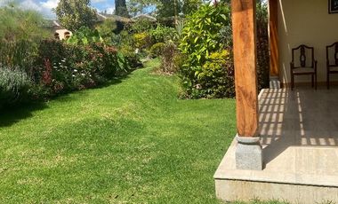 Venta Pakakuna Gardens en Checa villa amplia