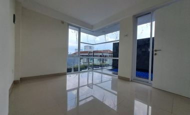 RUMAH CANTIK ADA ROOFTOPNYA DI TENGAH KOTA JOGJA