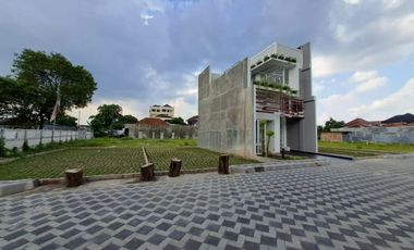 RUMAH CANTIK ADA ROOFTOPNYA DI TENGAH KOTA JOGJA