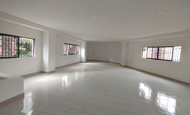 local en arriendo en av las vegas. Cod A777017
