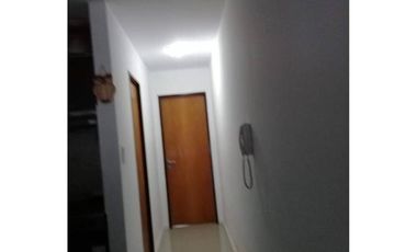 DEPARTAMENTO 2 AMB Y MEDIO CON PATIO Y GARAGE